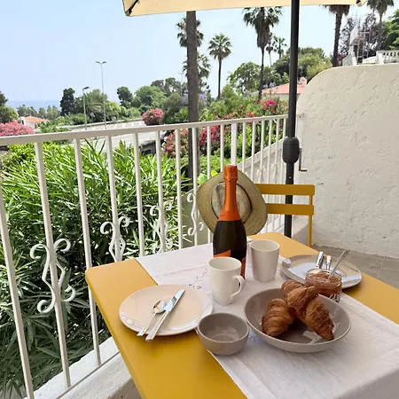 Sea-vue 2 Bedroom In Golfe-juan Close To *